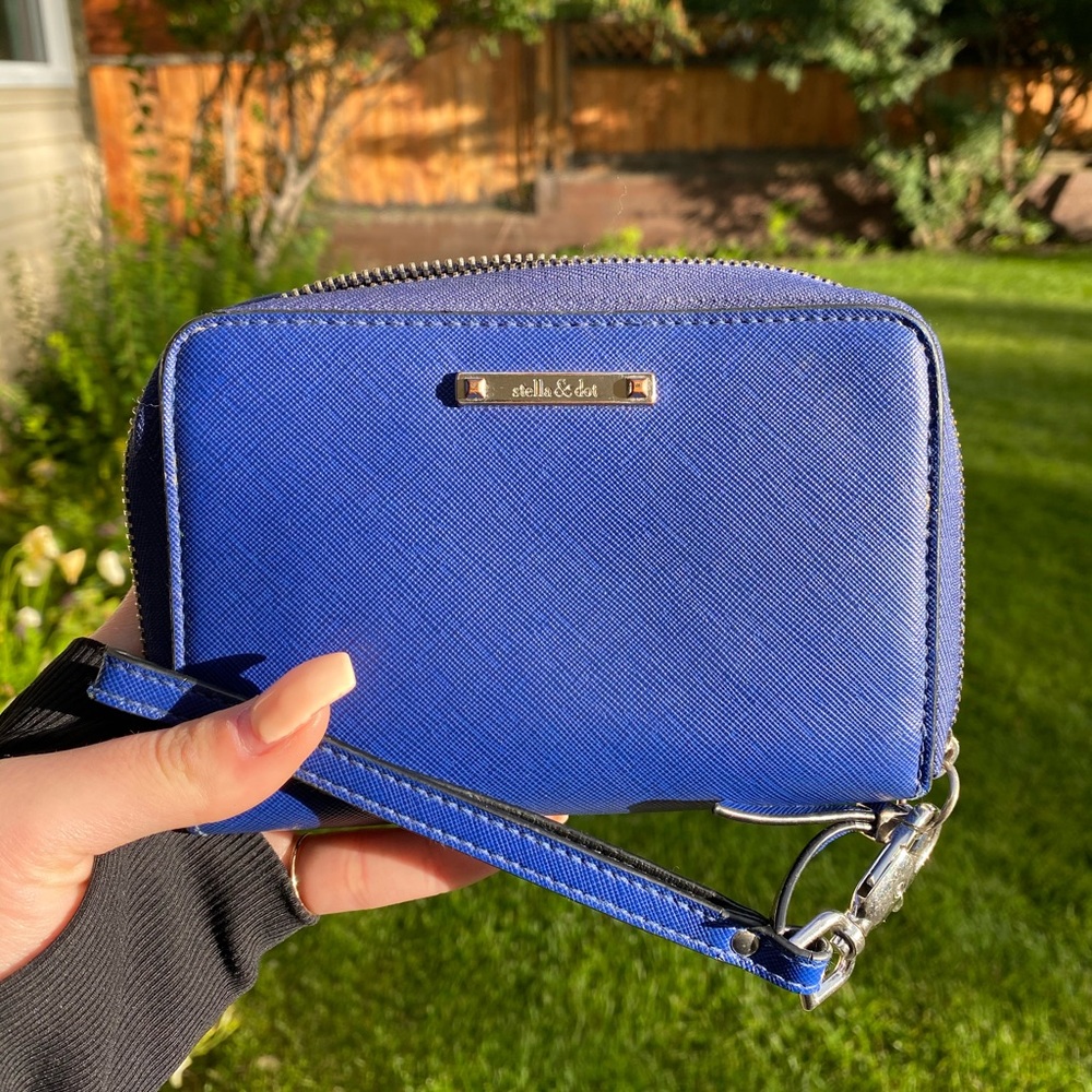 Stella & Dot clutch